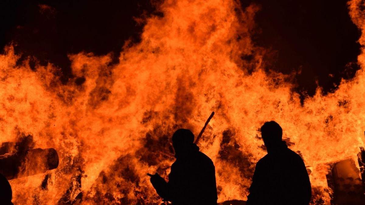 В Украине в пожарах погибли и пострадали более 2 тысяч человек с начала 2020 года В Украине в пожарах погибли и пострадали более 2 тысяч человек с начала 2020 года