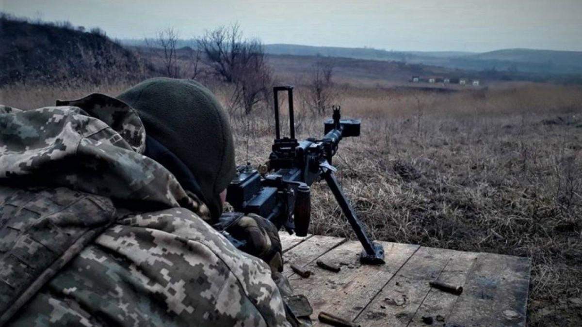 Бойовики вкотре порушили тишу на Донбасі: стріляли з гранатометів Бойовики вкотре порушили тишу на Донбасі: стріляли з гранатометів