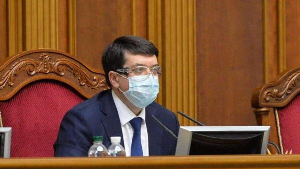 COVID-19 вирує у Верховній Раді: скільки парламентарів хворіє COVID-19 вирує у Верховній Раді: скільки парламентарів хворіє