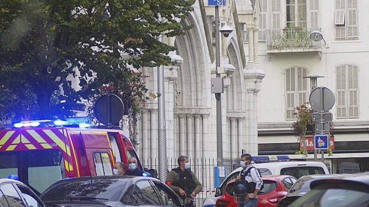 Терористичні атаки у Франції: як відреагувала Туреччина Терористичні атаки у Франції: як відреагувала Туреччина