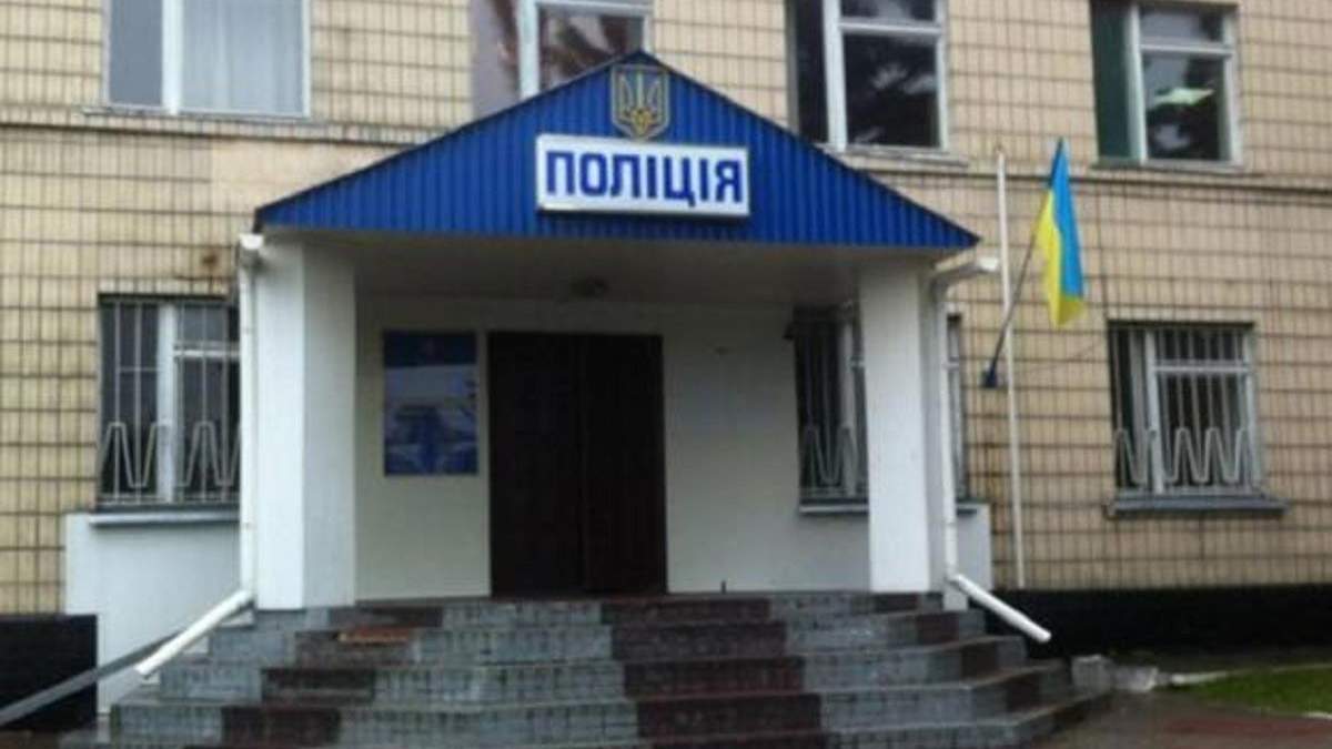 Жертва копів-ґвалтівників у Кагарлику налякана рішенням суду Жертва копів-ґвалтівників у Кагарлику налякана рішенням суду