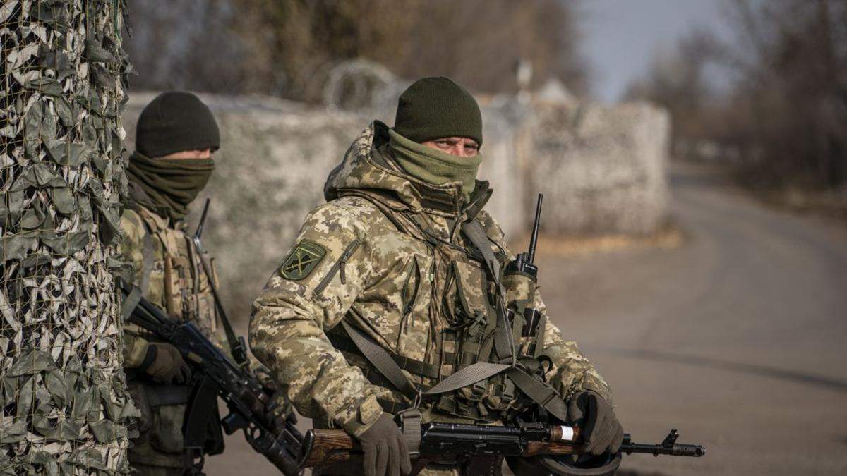 Украина созывает заседания ТКГ из-за гибели военных на Донбассе Украина созывает заседания ТКГ из-за гибели военных на Донбассе