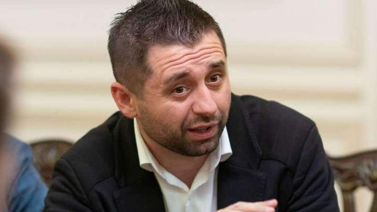 Когда вступит в силу закон о поддержке бизнеса: ответ Арахамии Когда вступит в силу закон о поддержке бизнеса: ответ Арахамии