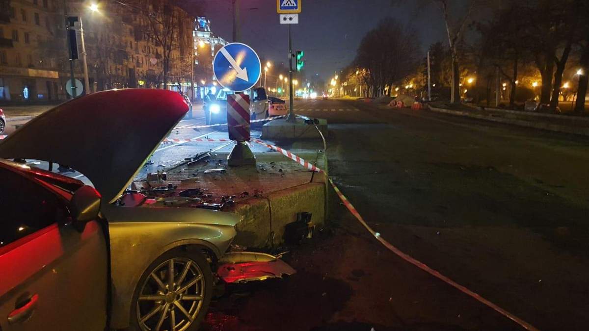 ДТП в Московском районе Харькова 28.11.2020 фото, видео ДТП в Московском районе Харькова 28.11.2020 фото, видео