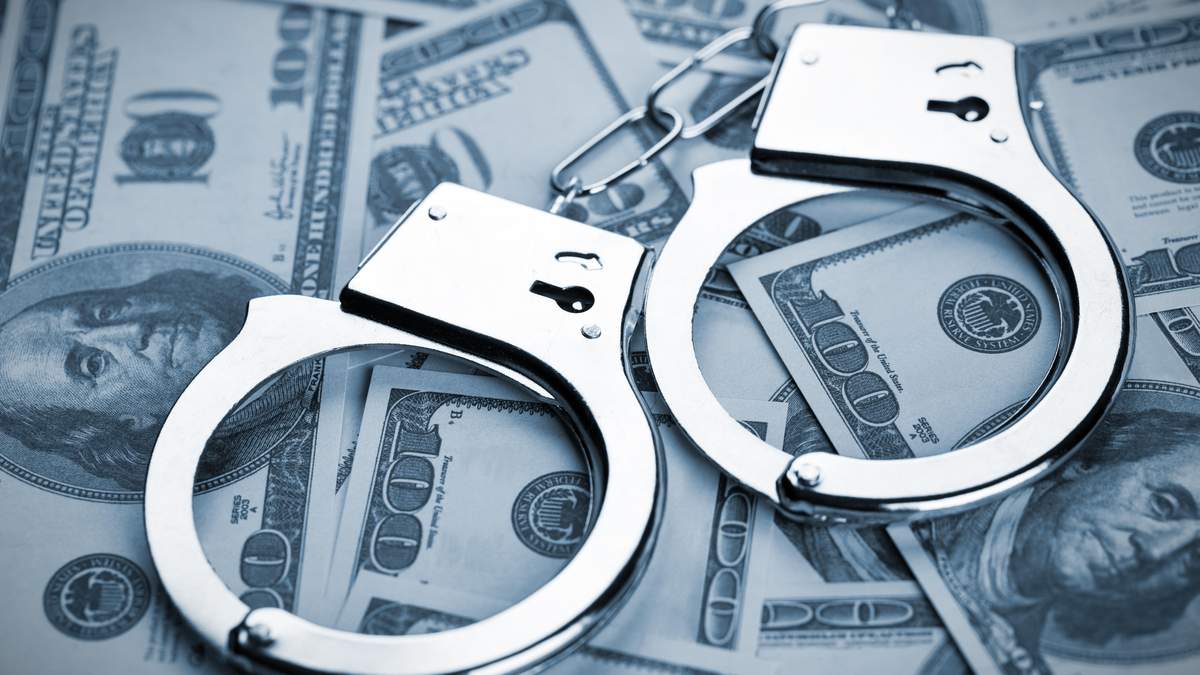 Разумков пропонує скасувати ув'язнення за брехню в деклараціях Разумков пропонує скасувати ув'язнення за брехню в деклараціях