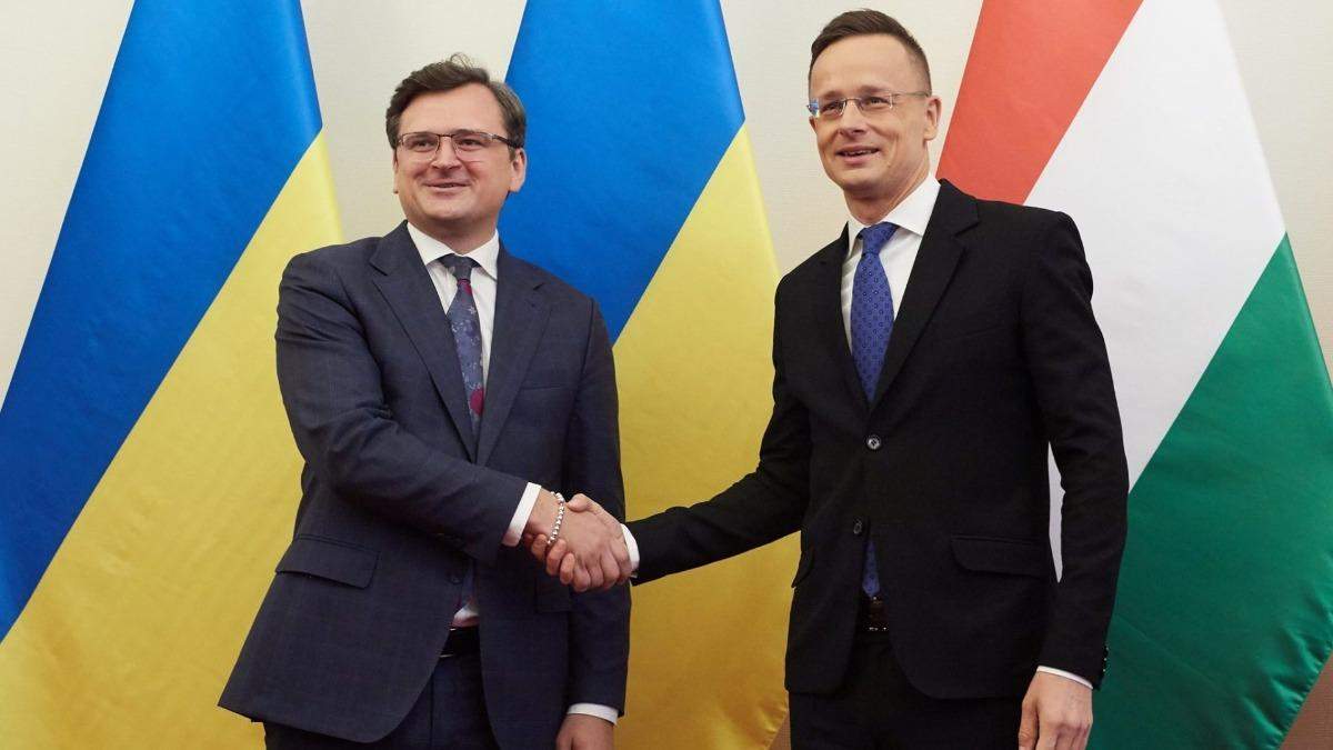 Конфликт Украины и Венгрии: в НАТО надеются, страны разберутся Конфликт Украины и Венгрии: в НАТО надеются, страны разберутся