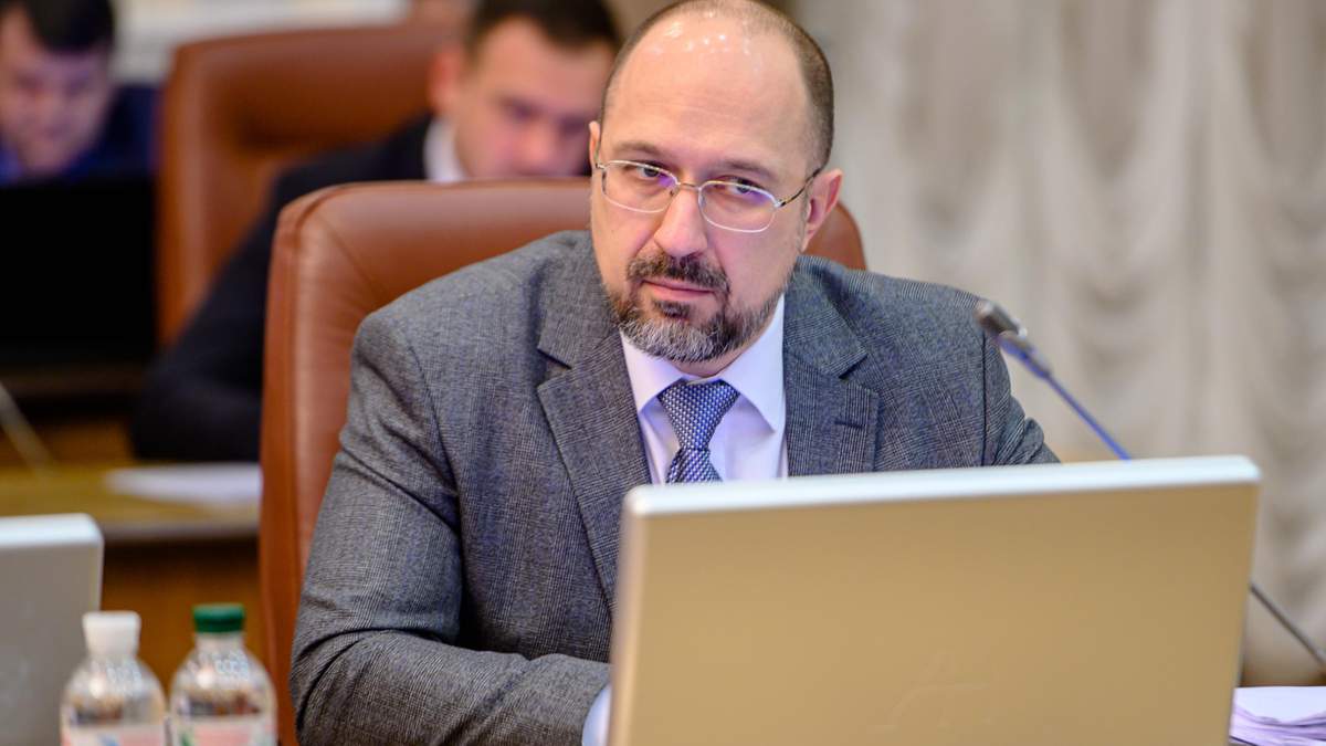 Не в декабре: с какого месяца Шмыгаль допустил введение локдауна Не в декабре: с какого месяца Шмыгаль допустил введение локдауна