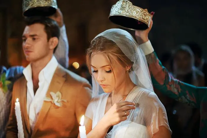 Вінчання Олени Шоптенко і Дмитра Дікусара Вінчання Олени Шоптенко і Дмитра Дікусара