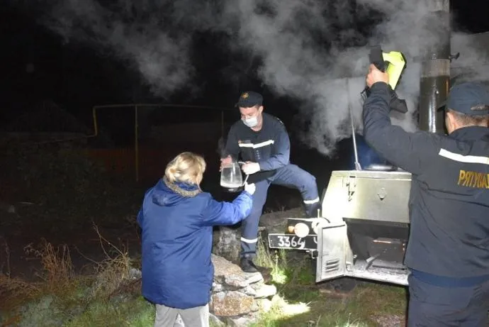 Рятувальники облаштували пункти обігріву Рятувальники облаштували пункти обігріву